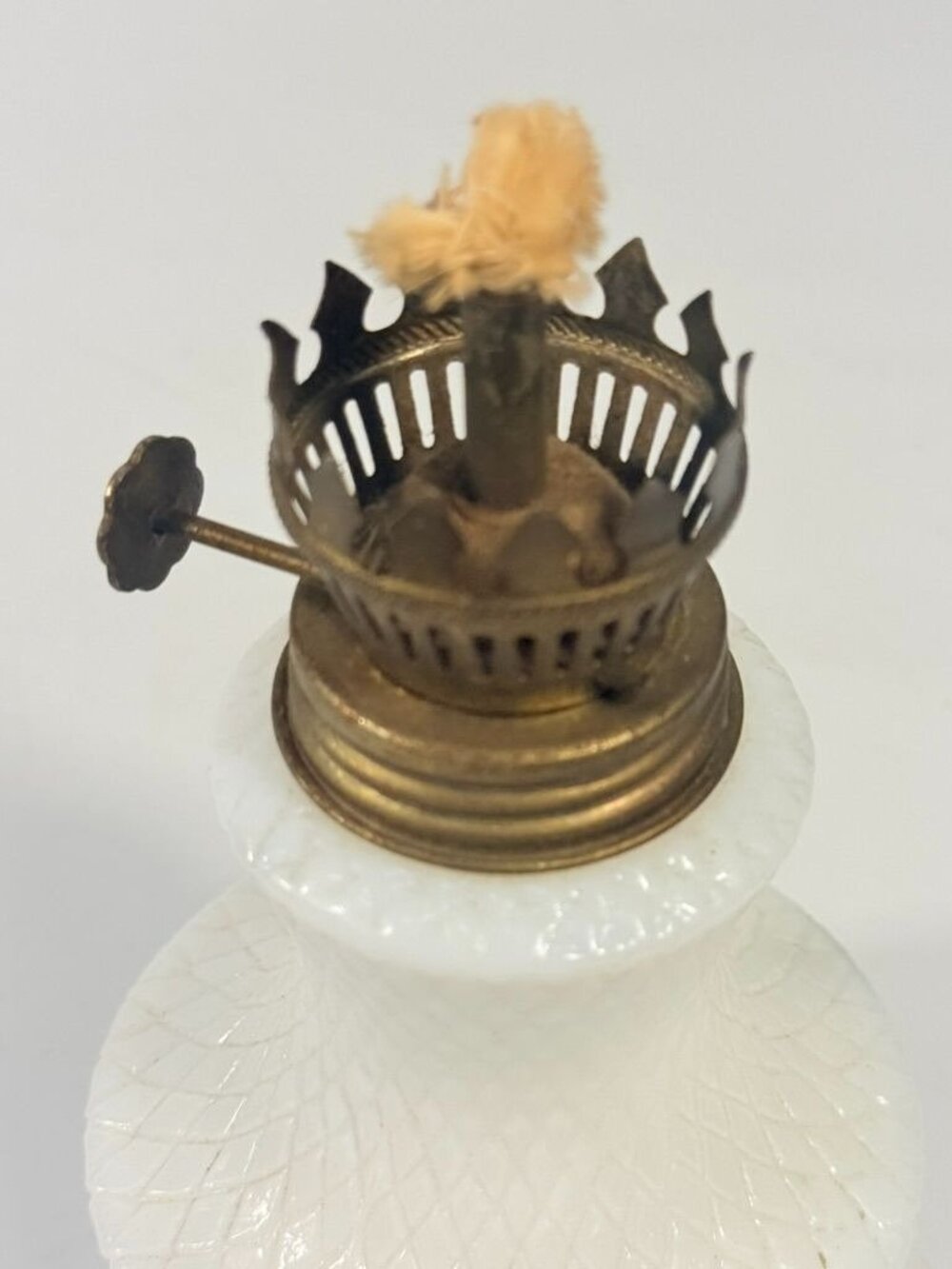 Mini Finger Oil Lamp Milk Glass Shade Chimney Vintage Home Decor Granny Farmhous - Picture 15 of 16